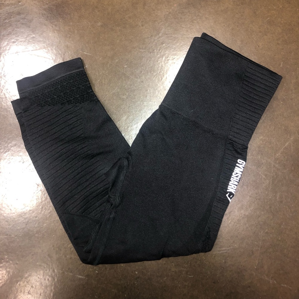 Gymshark Energy seamless blk crop leggings size xs